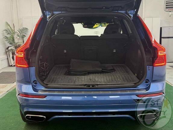 used 2019 Volvo XC60 Recharge Plug-In Hybrid car, priced at $21,875