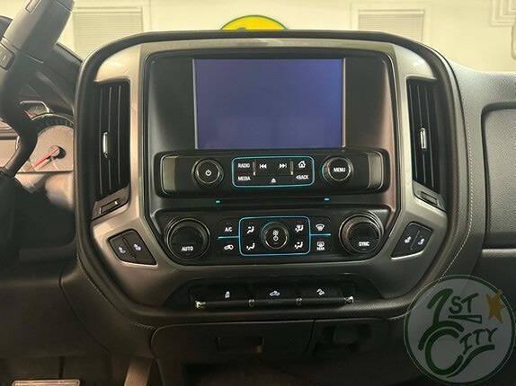 used 2015 Chevrolet Silverado 1500 car, priced at $22,975