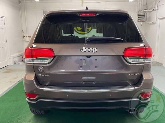 used 2018 Jeep Grand Cherokee car, priced at $18,975