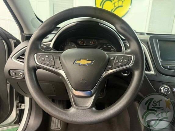used 2018 Chevrolet Malibu car, priced at $13,875