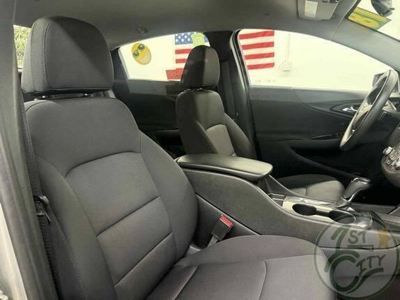 used 2018 Chevrolet Malibu car, priced at $13,875