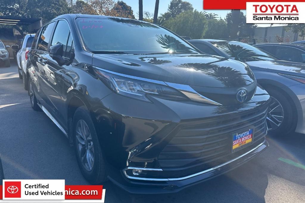 used 2022 Toyota Sienna car, priced at $42,991