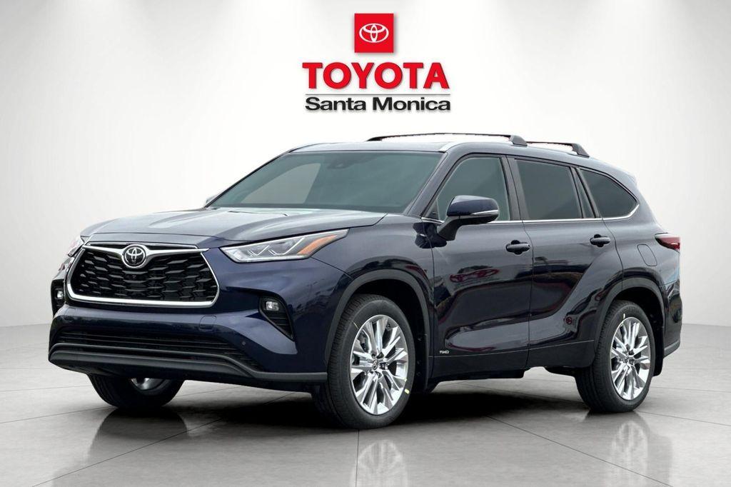 new 2025 Toyota Highlander Hybrid car, priced at $54,603