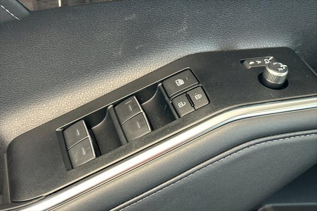 new 2025 Toyota Highlander car, priced at $54,473