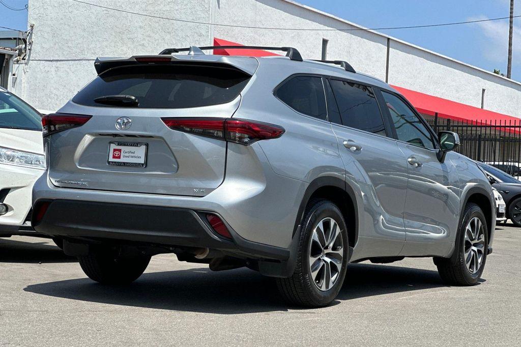 used 2023 Toyota Highlander car, priced at $37,500