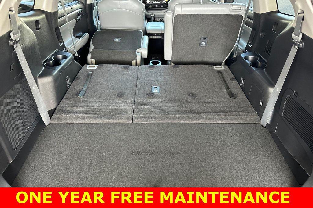 used 2023 Toyota Highlander car, priced at $41,200