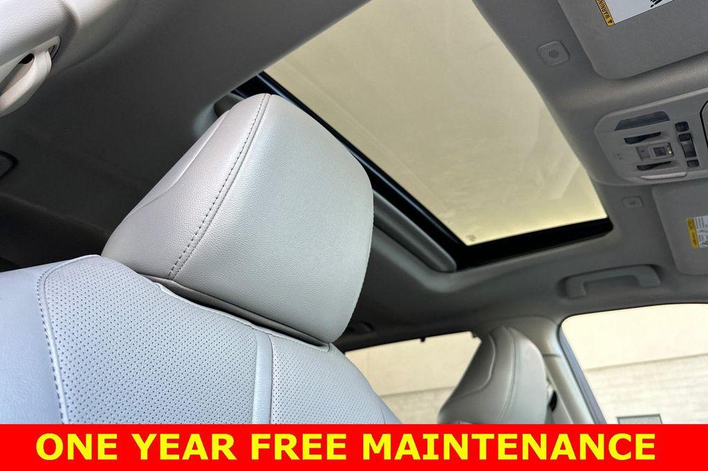used 2023 Toyota Highlander car, priced at $41,200