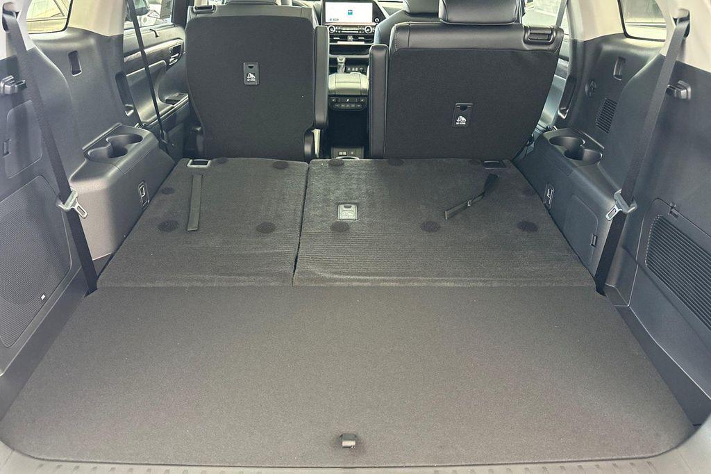 new 2025 Toyota Highlander car, priced at $55,018