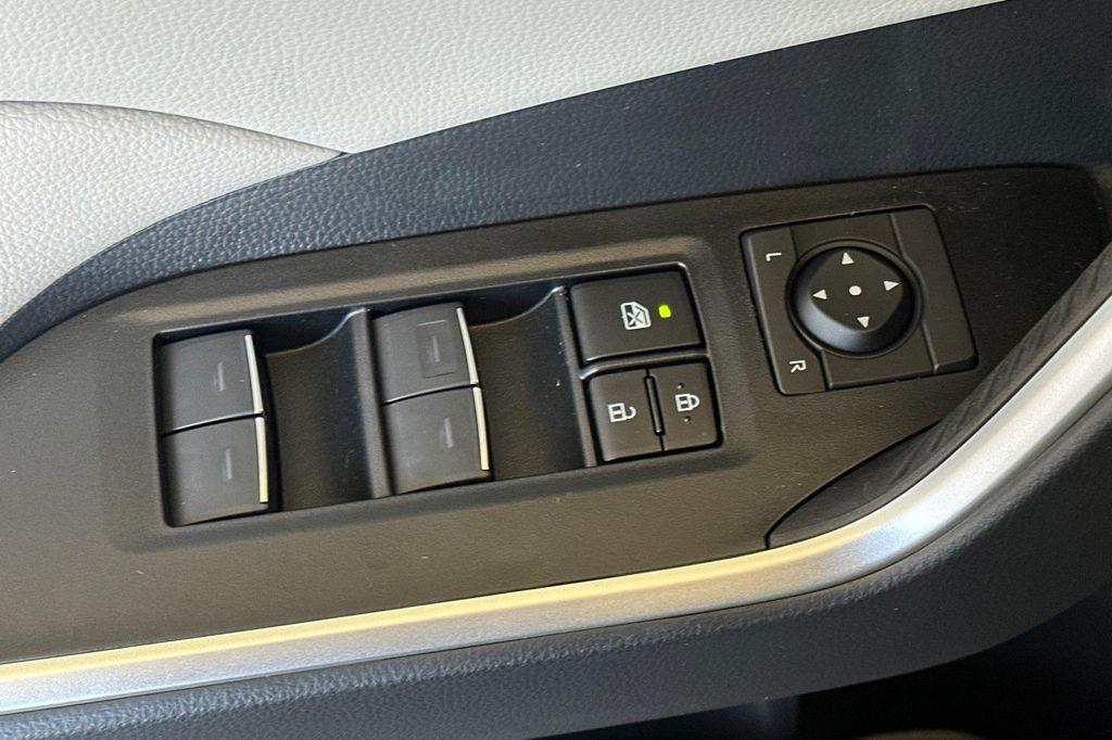 new 2025 Toyota RAV4 car, priced at $38,118