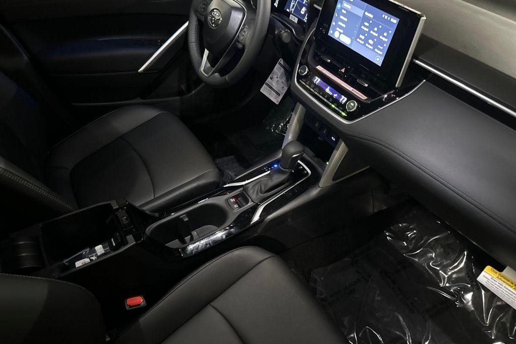 new 2025 Toyota Corolla Cross car, priced at $31,848