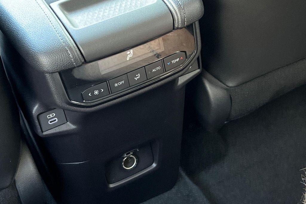 new 2025 Toyota Grand Highlander Hybrid car, priced at $52,107