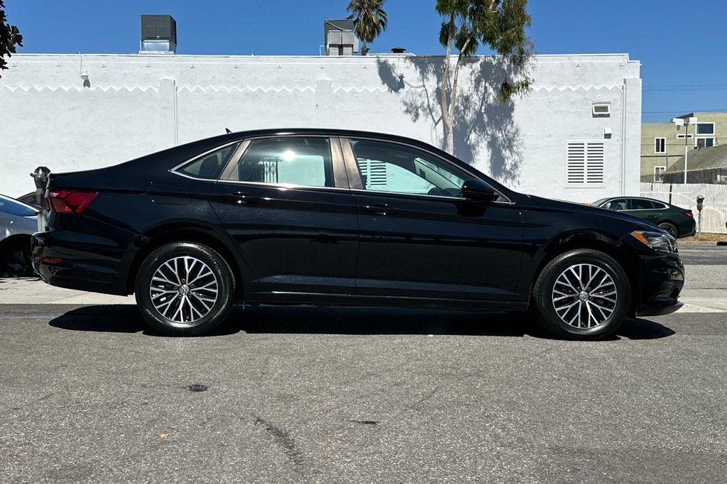 used 2021 Volkswagen Jetta car, priced at $15,900