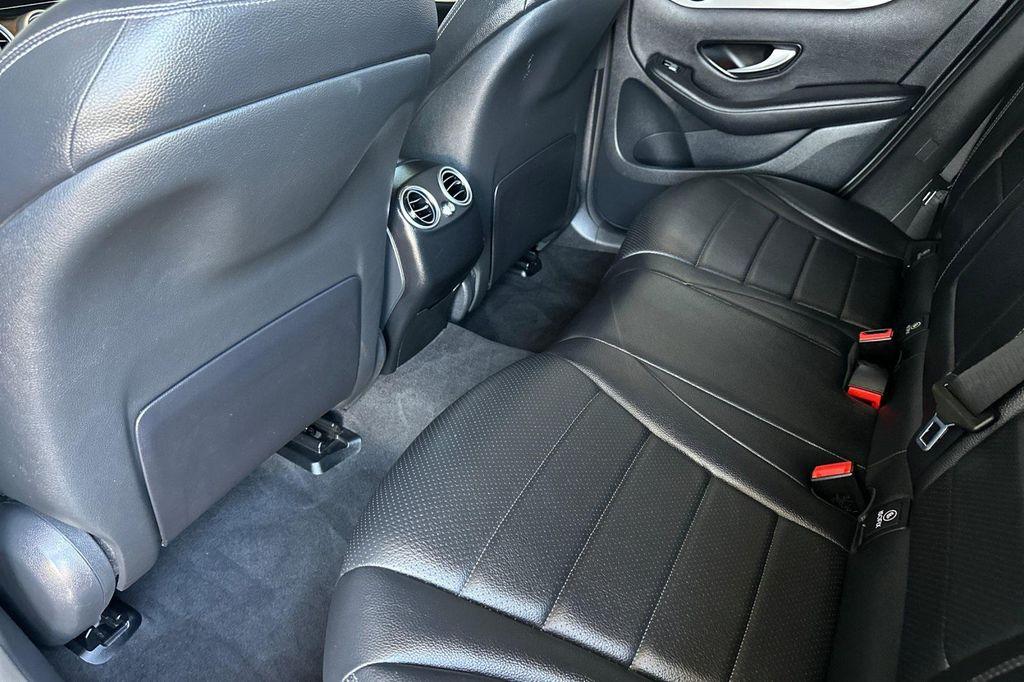 used 2021 Mercedes-Benz GLC 300 car