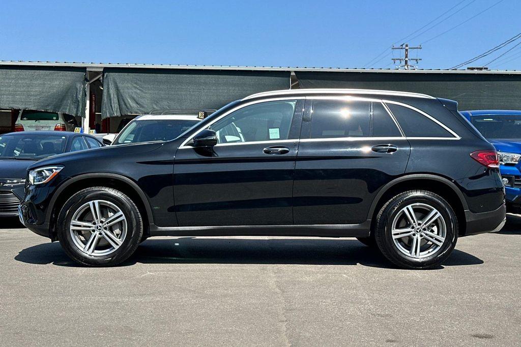 used 2021 Mercedes-Benz GLC 300 car
