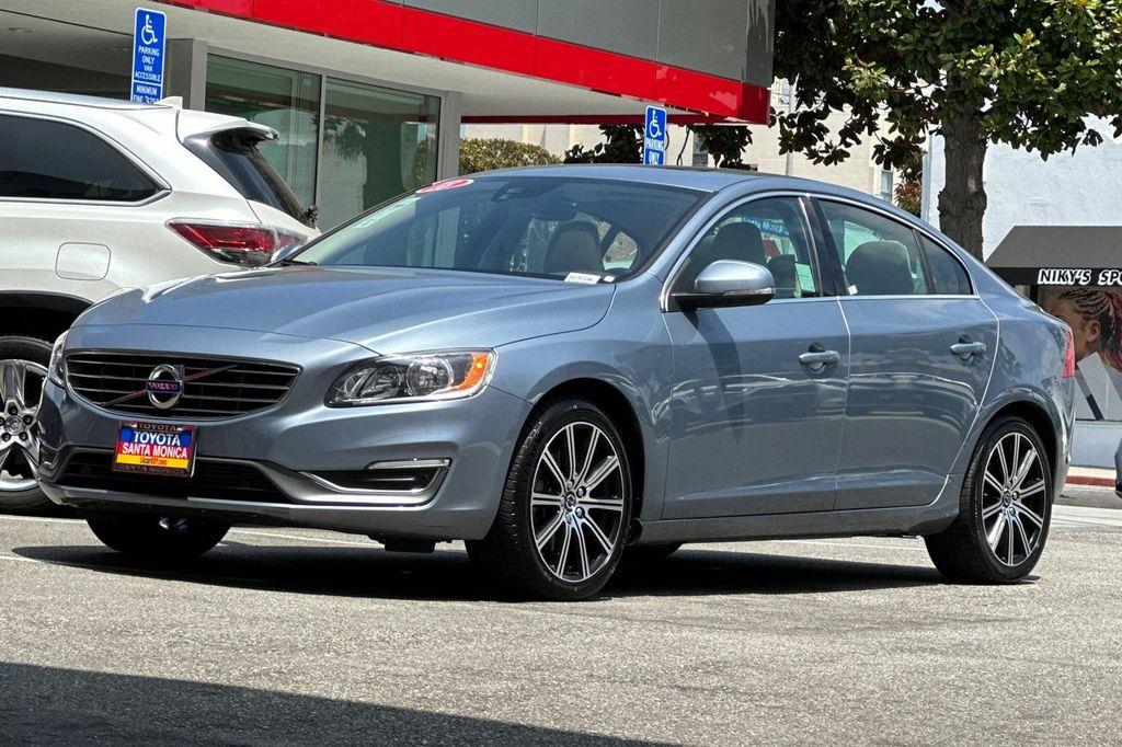 used 2018 Volvo S60 Inscription car, priced at $16,800