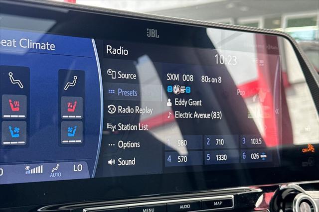 used 2021 Toyota Highlander Hybrid car, priced at $39,025