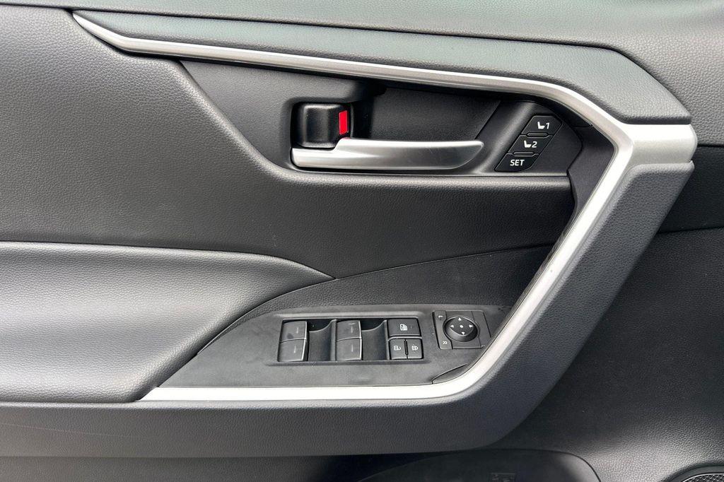 new 2025 Toyota RAV4 car, priced at $39,482