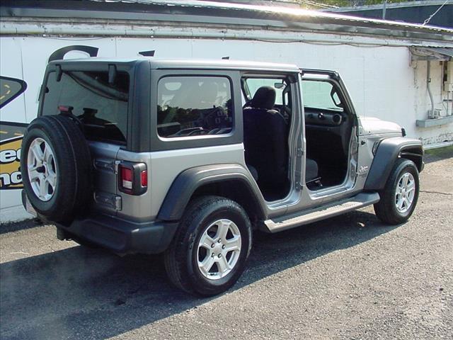 used 2019 Jeep Wrangler Unlimited car, priced at $23,419