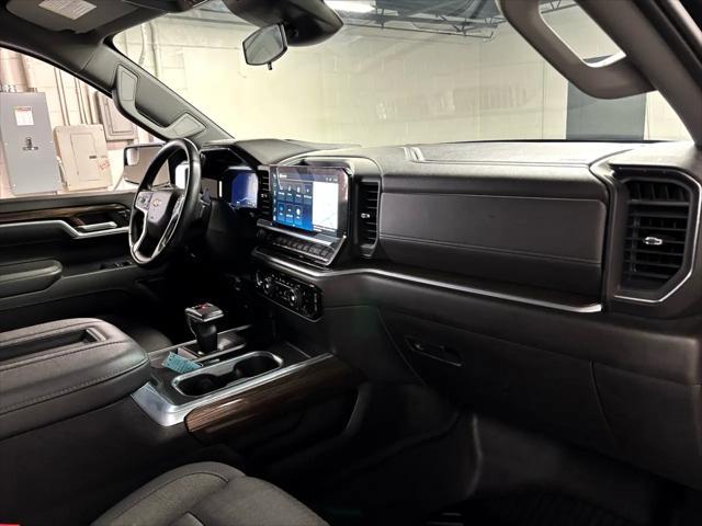 used 2022 Chevrolet Silverado 1500 car, priced at $43,995