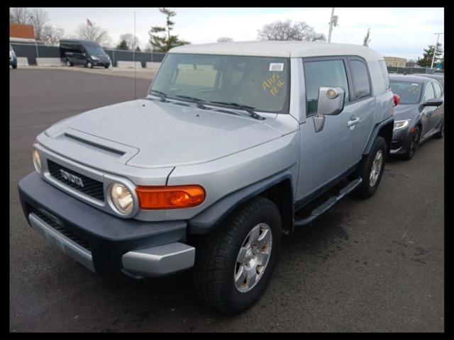 used 2007 Toyota FJ Cruiser car, priced at $17,495