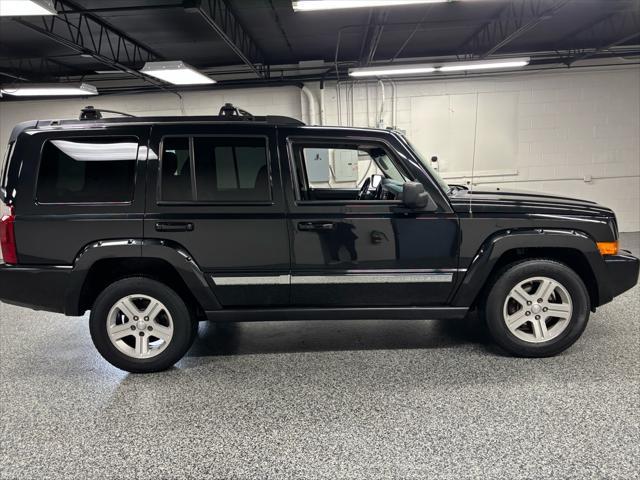 used 2010 Jeep Commander car, priced at $14,995