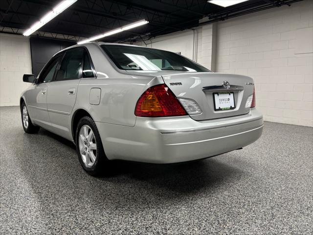 used 2001 Toyota Avalon car, priced at $10,995