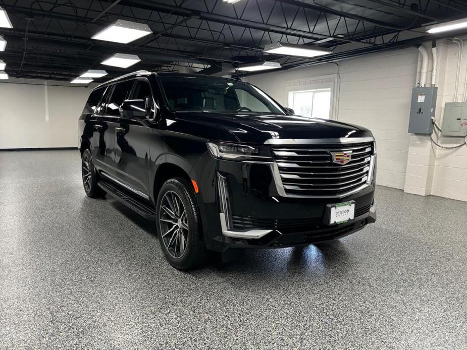 used 2023 Cadillac Escalade ESV car, priced at $88,495