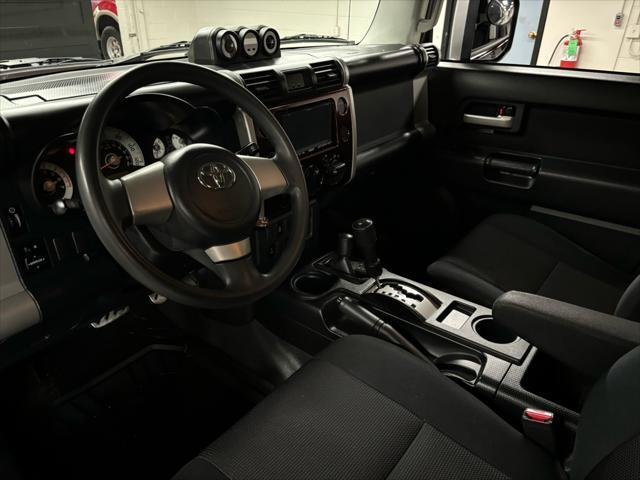 used 2007 Toyota FJ Cruiser car, priced at $27,995