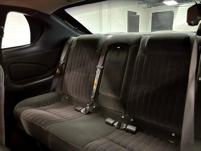 used 2002 Chevrolet Monte Carlo car, priced at $14,795