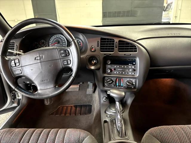 used 2002 Chevrolet Monte Carlo car, priced at $14,795