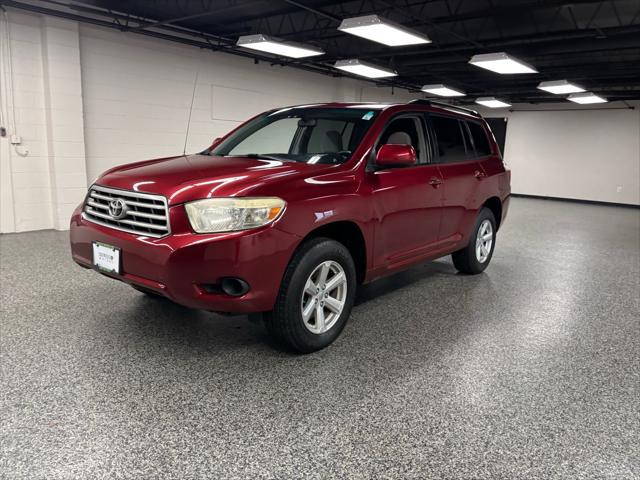 used 2009 Toyota Highlander car, priced at $13,495