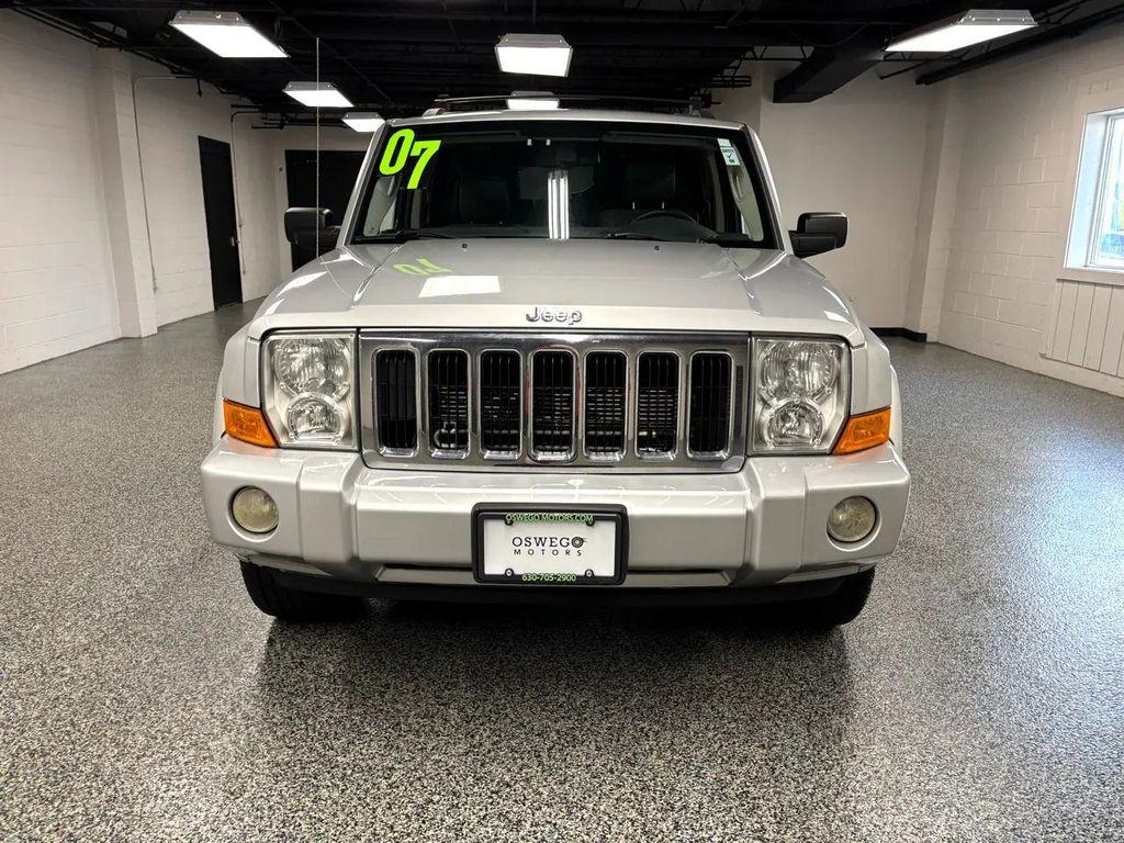 used 2007 Jeep Commander car, priced at $8,995