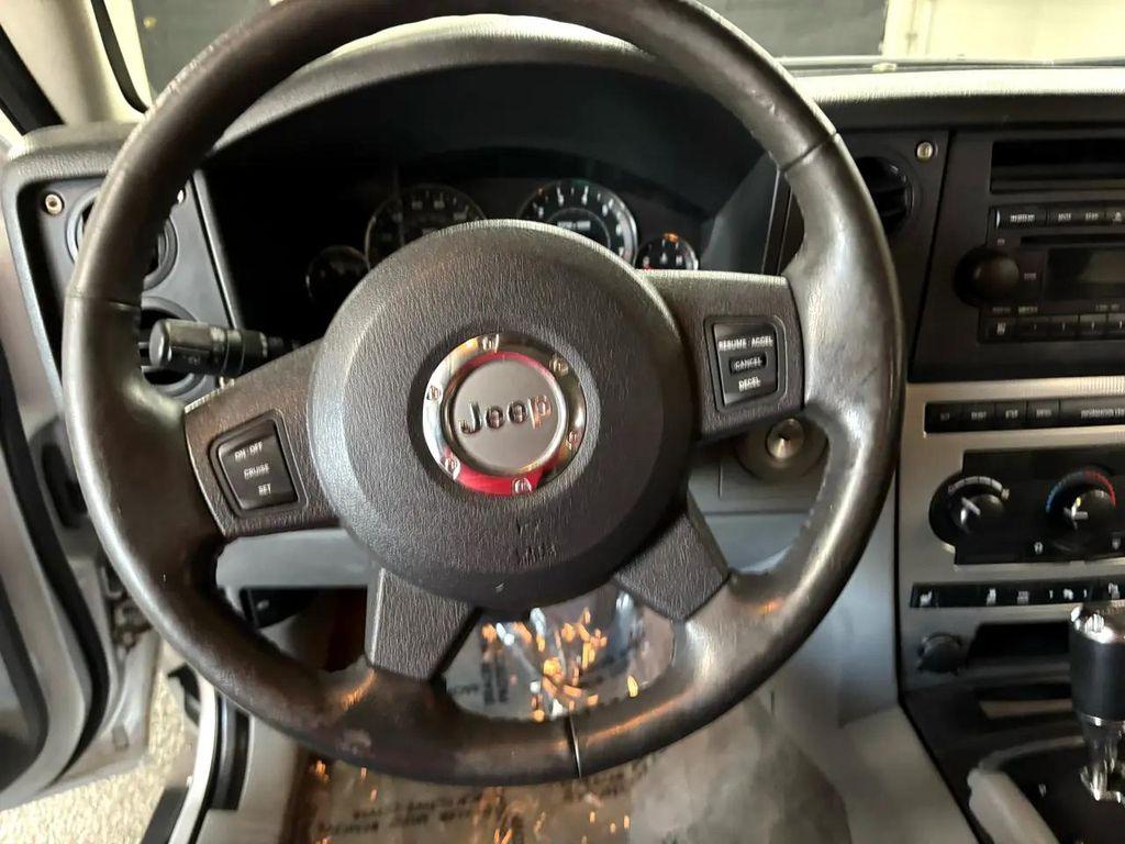 used 2007 Jeep Commander car, priced at $8,995
