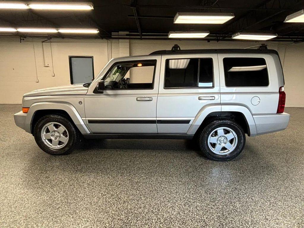 used 2007 Jeep Commander car, priced at $8,995