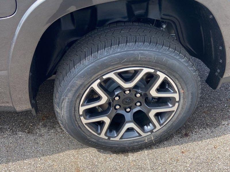 new 2025 Ram 1500 car, priced at $55,995