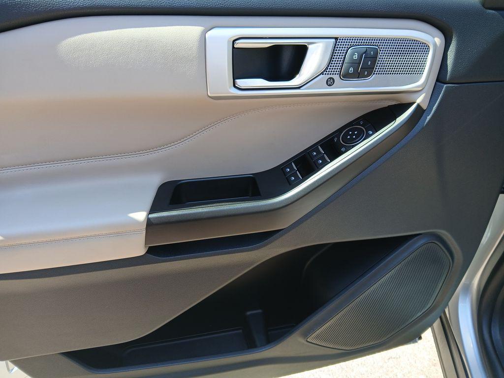 used 2020 Ford Explorer car, priced at $30,000