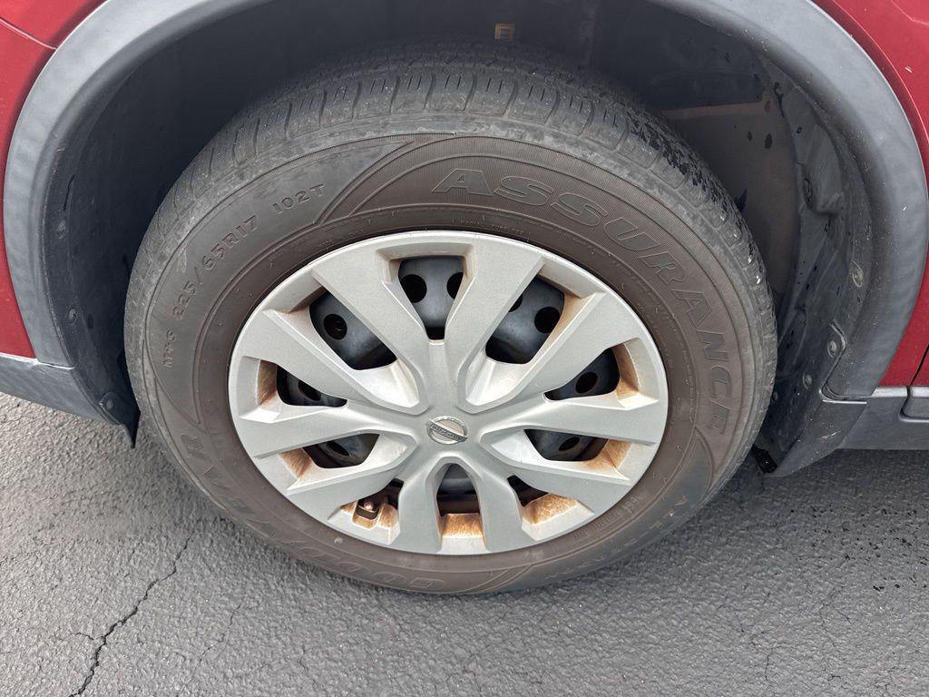 used 2016 Nissan Rogue car