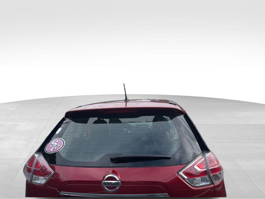 used 2016 Nissan Rogue car