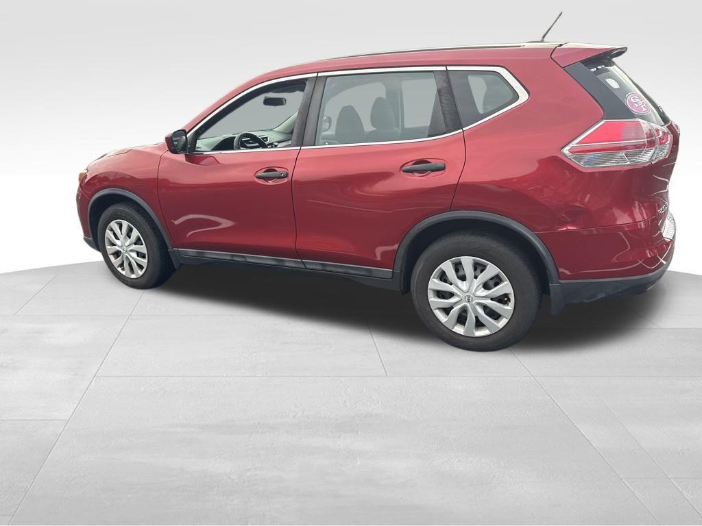 used 2016 Nissan Rogue car