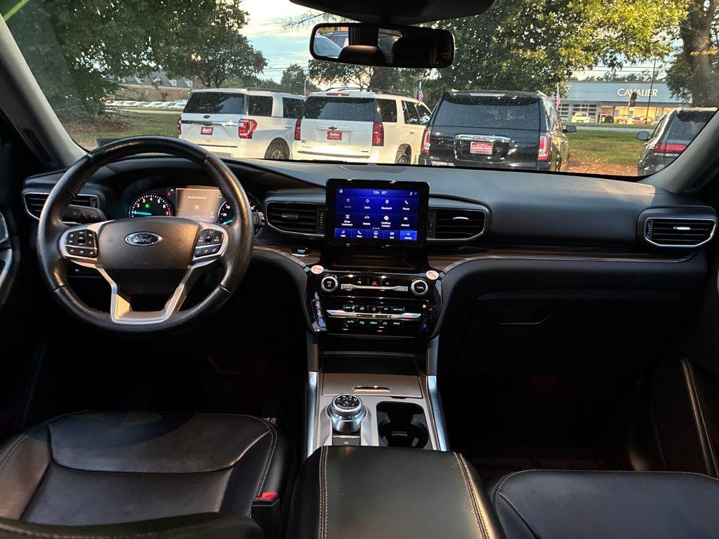 used 2023 Ford Explorer car, priced at $27,990