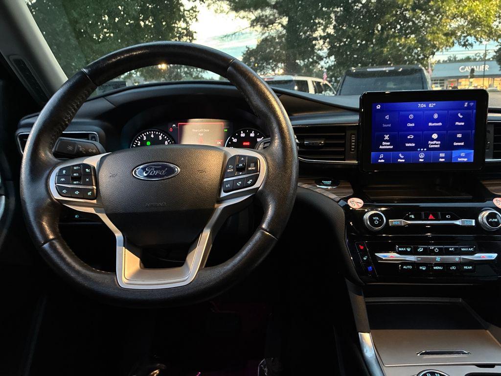 used 2023 Ford Explorer car, priced at $27,990