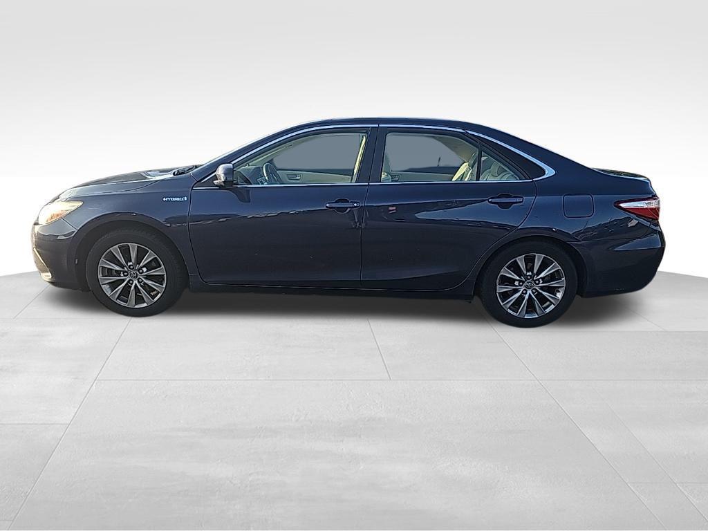 used 2015 Toyota Camry Hybrid car, priced at $10,927