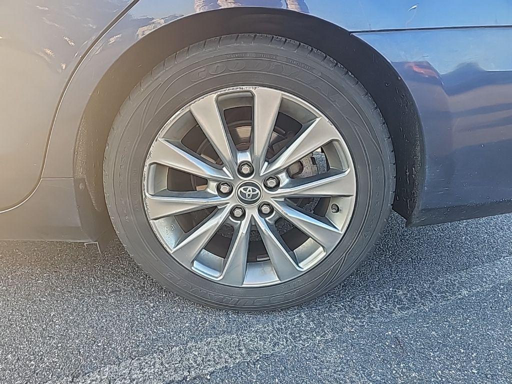 used 2015 Toyota Camry Hybrid car, priced at $10,927