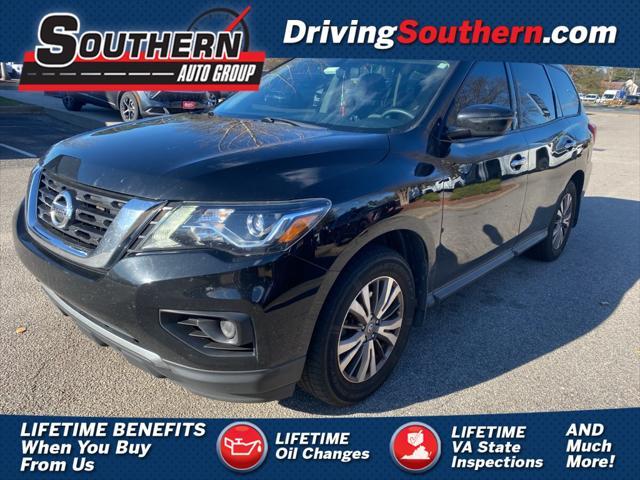 used 2020 Nissan Pathfinder car, priced at $17,884