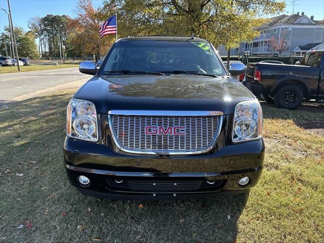 used 2013 GMC Yukon XL car, priced at $13,486