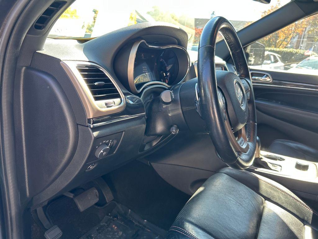 used 2016 Jeep Grand Cherokee car, priced at $9,728