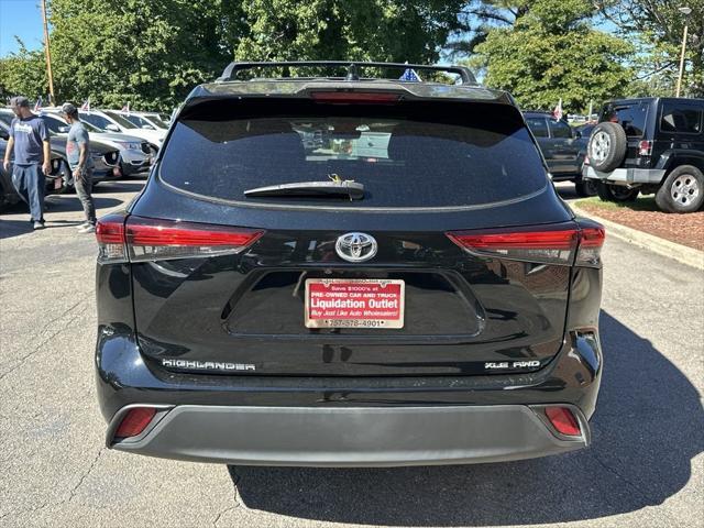 used 2020 Toyota Highlander car, priced at $28,653