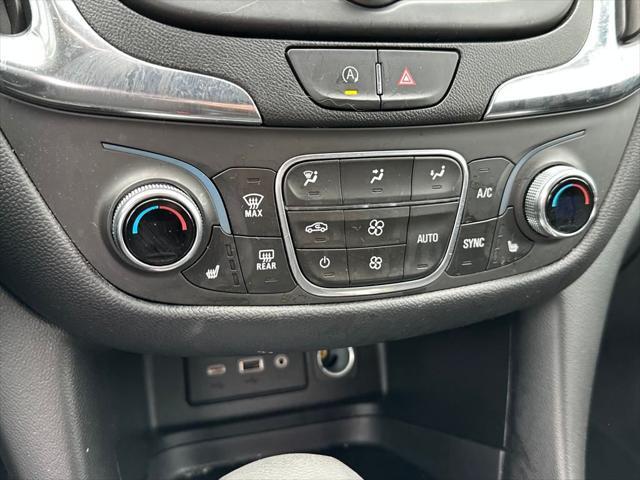 used 2022 Chevrolet Equinox car, priced at $20,000
