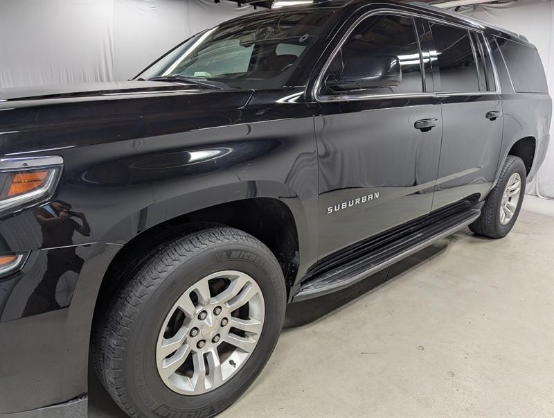 used 2020 Chevrolet Suburban car, priced at $27,995