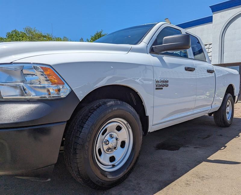 used 2020 Ram 1500 Classic car, priced at $17,595